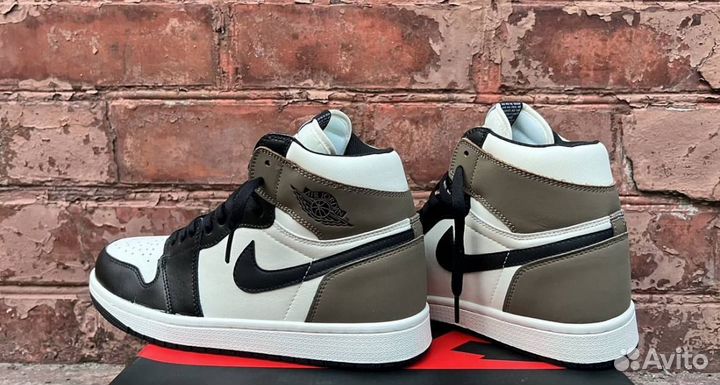 Nike Air Jordan 1 Retro High Dark Mocha