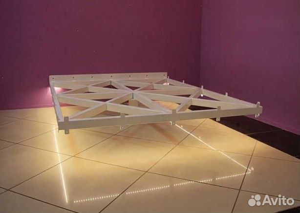 Парящая кровать от производителя