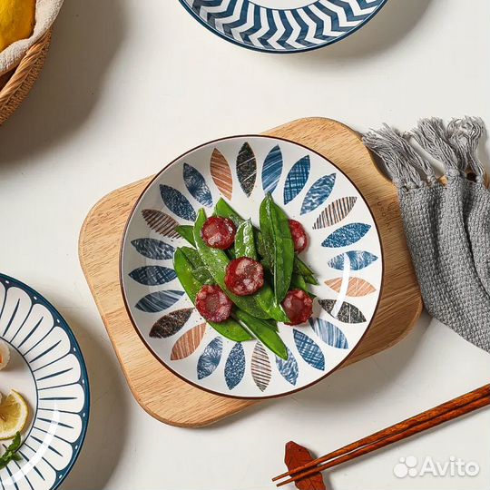 Набор тарелок 4 шт с геометрическим рисунком