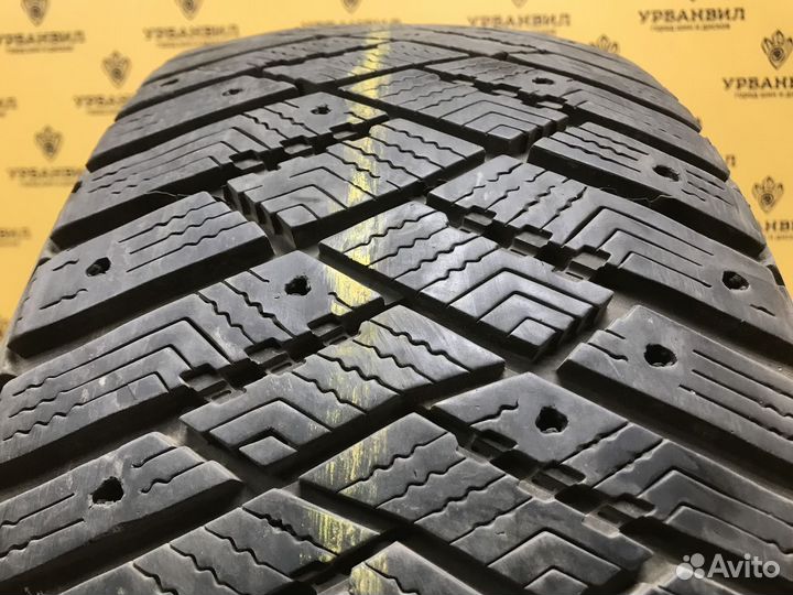 Goodyear Ultragrip Ice Arctic 225/50 R17