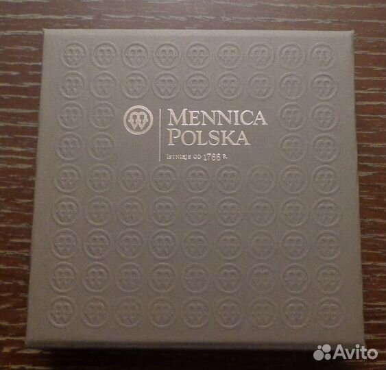 Ниуэ 1д. 2012г. Леонардо Дама с горностаем серебро