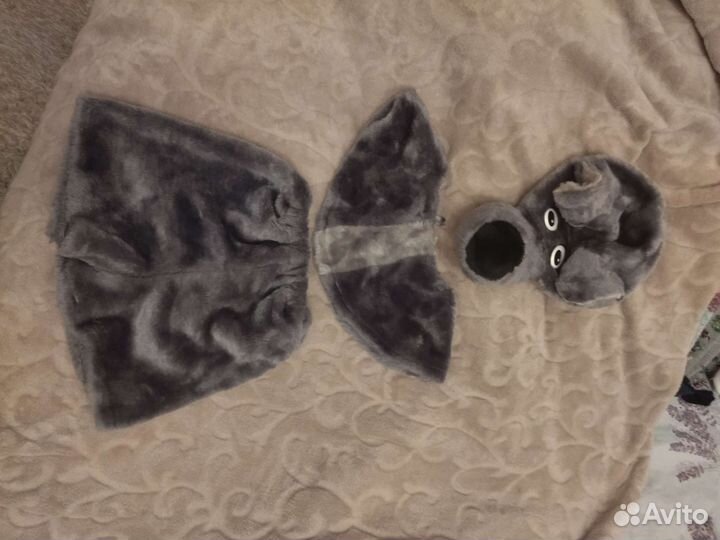 Прокат, аренда Новогоднего костюма волка