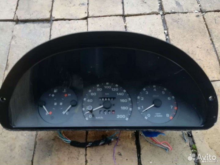 Щиток приборов