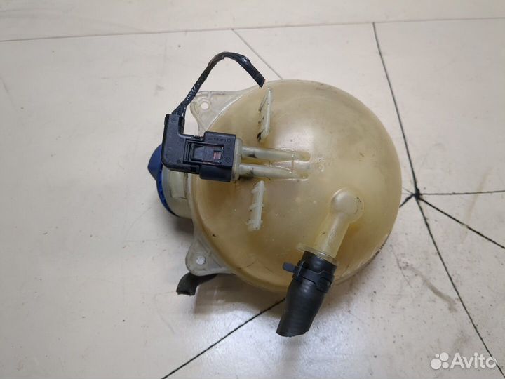 Бачок расширительный Volkswagen Sharan, 2003