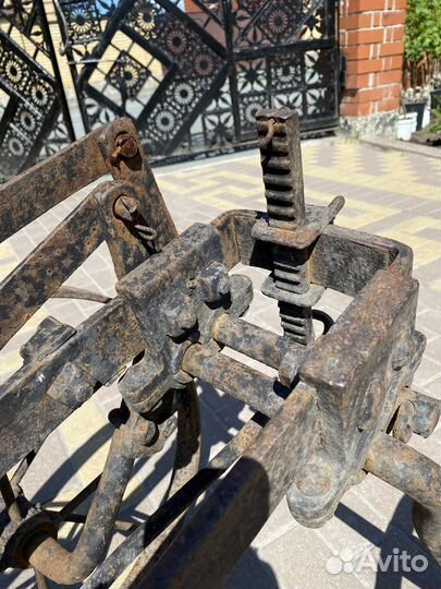 Конный плуг