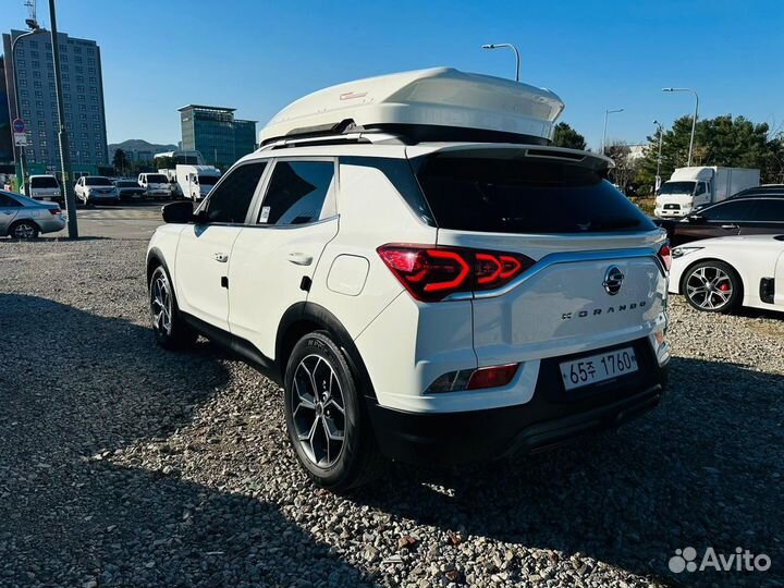 Автобокс на крышу Khoto