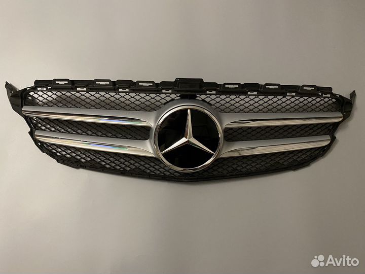 Решетка радиатора Mercedes C Class W205 AMG