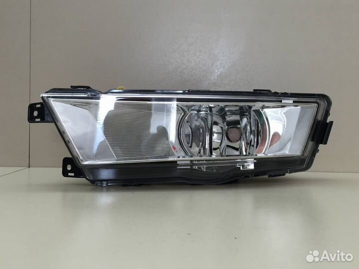 Фара противотуманная левая Skoda Rapid 2012-2017