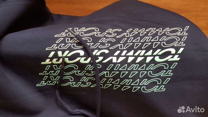 Толстовка Tommy Hilfiger р. S новаяоригинал