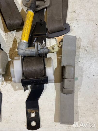 Ремни безопасности Nissan Almera N15