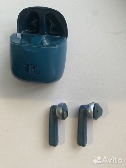 Беспроводные наушники jbl