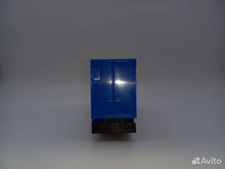 Kenwort T2000 тягач с полуприцепом 1:48 Autotime