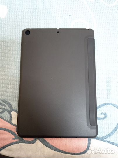 Чехол на iPad 10.2