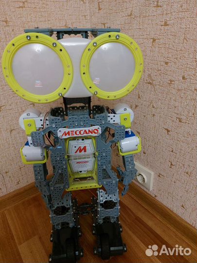Робот meccanoid