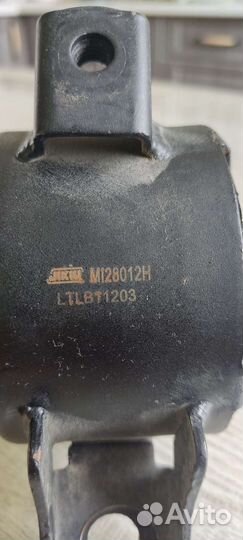 Левая подушка двигателя Honda Airwave