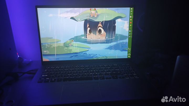 Нетбук Asus VivoBook