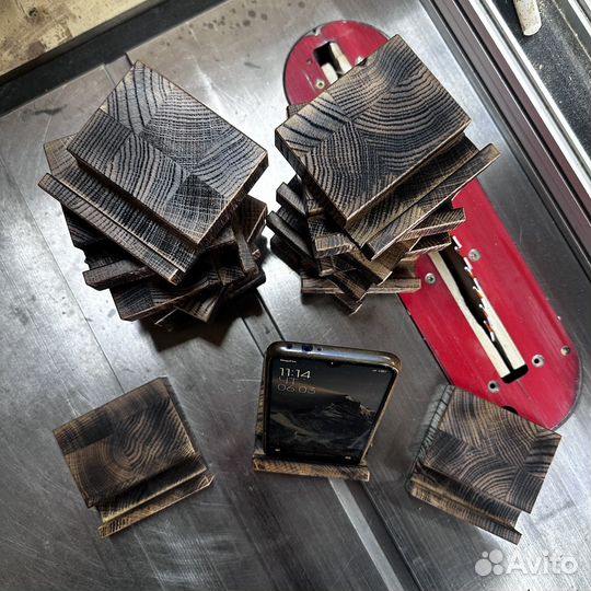 Подставка для телефона деревянная торцевая