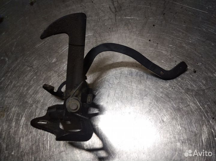 Замок капота Skoda Octavia A5 2008-2013