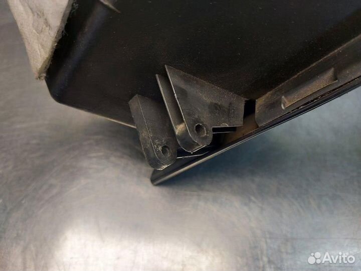 Бардачок Hyundai Santa Fe