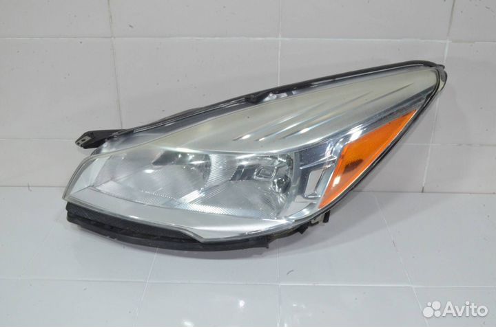 Фара левая Ford Escape 3 2012+