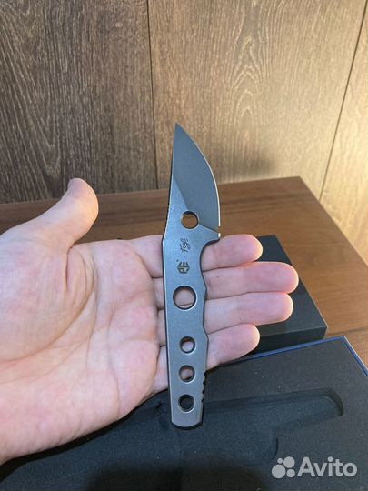 Нож Petrified Fish bison