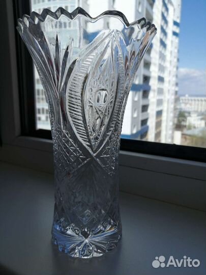 Вазы, хрусталь