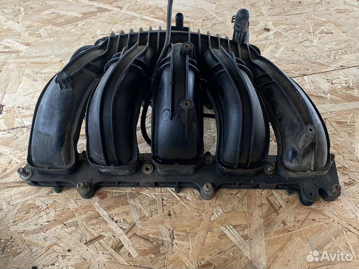 Коллектор впускной Хаммер Н3