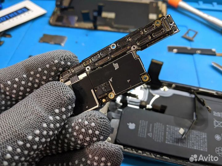 Замена стекла / Ремонт дисплея iPhone Samsung