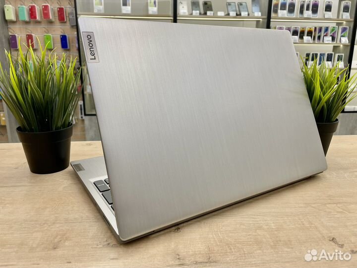 Ноутбук Lenovo новый / 4 ядра / FullHD IPS