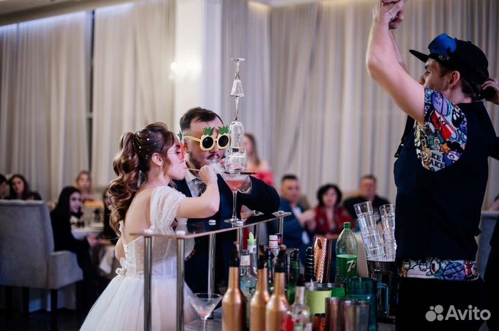 Бармен шоу,Пирамида из бокалов