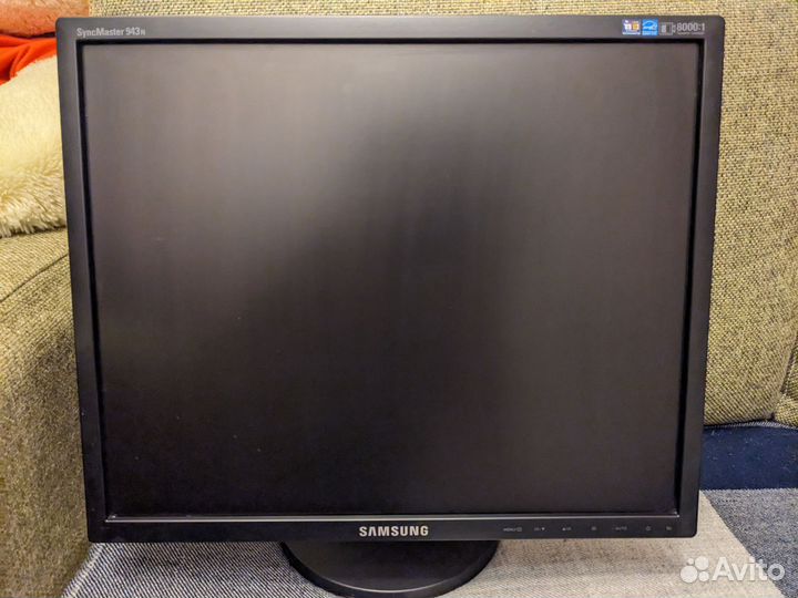 Монитор samsung