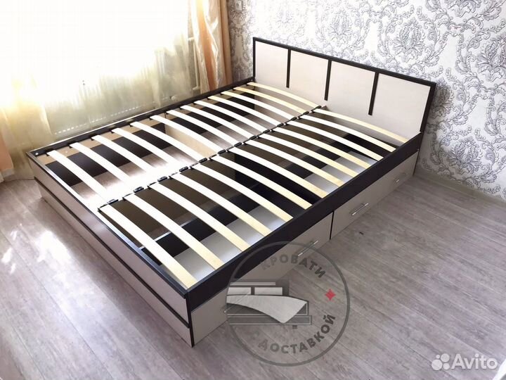 Кровать двуспальная