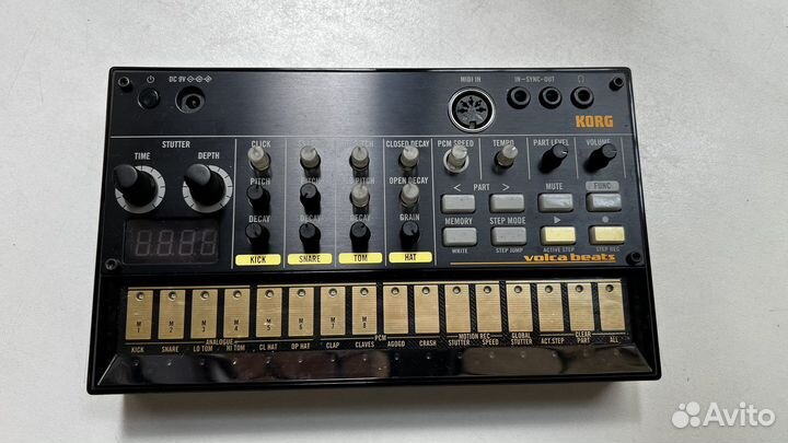 Korg volca beats - аналоговая драм-машина