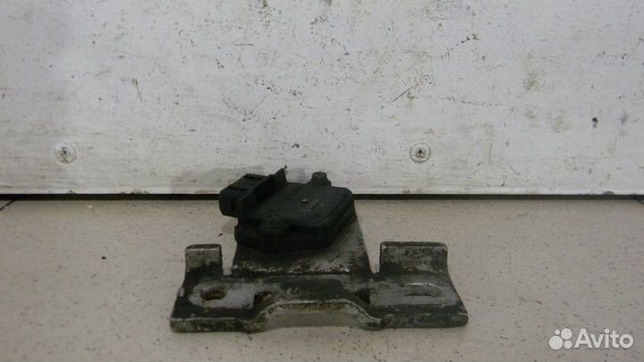 Блок управления зажиганием (коммутатор)