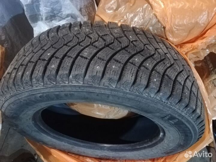 Michelin Latitude Sport 3 ZP 225/65 R17 200S