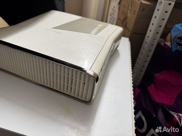 Xbox 360 slim model 1439