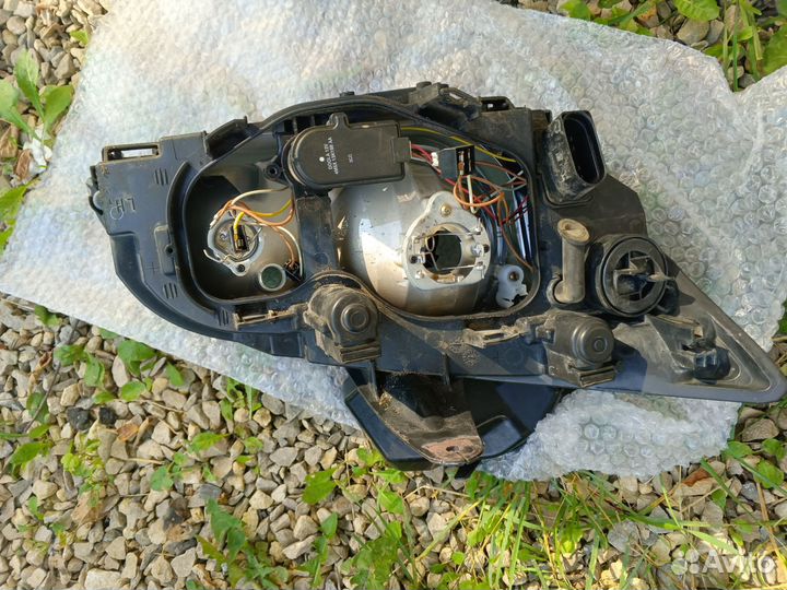 Правая передняя фара Ford Focus 2