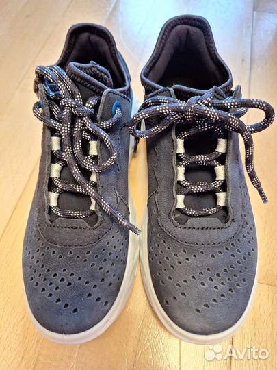 Кроссовки ecco б/у