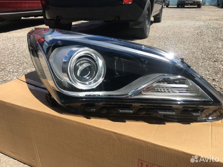 Фара правая Hyundai Solaris 2014 - 2017 линза