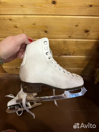 Фигурные коньки wifa 30