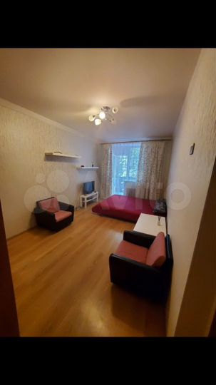 2-к. квартира, 52 м², 2/4 эт.
