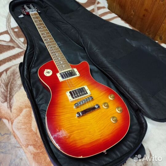 Электрогитара