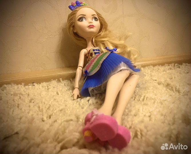 Кукла эвер афтер хай Эппл Вайт оригинал