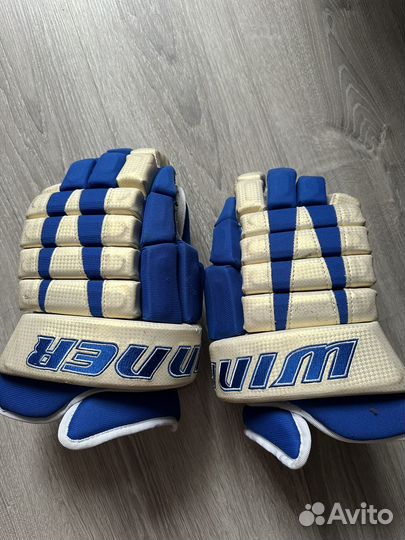 Краги хоккейные