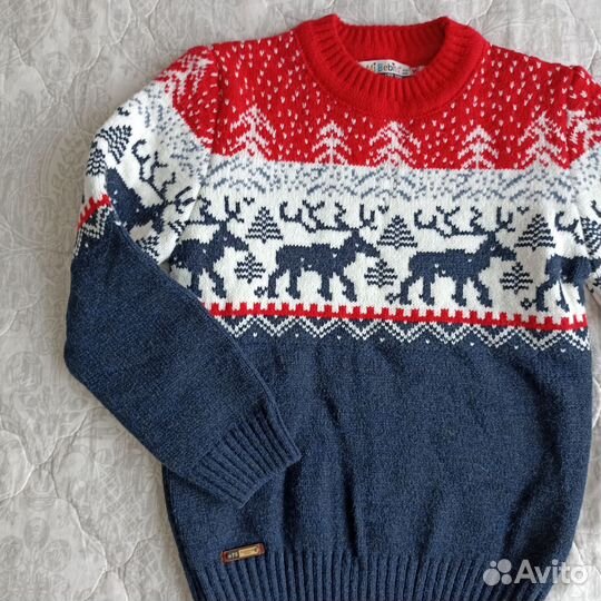 Свитер детский новый 116-122