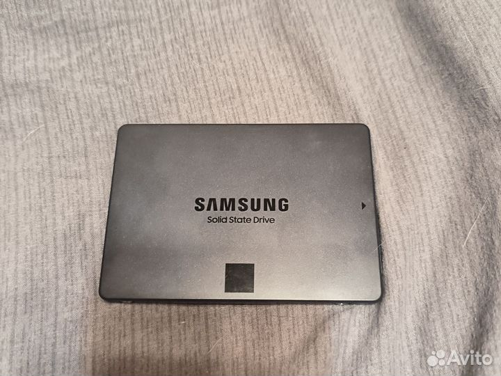 Твердотельный накопитель ssd 2.5