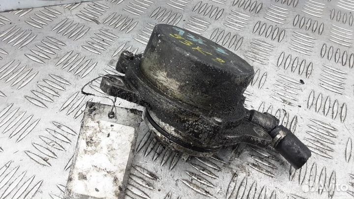 Насос вакуумный BMW 1-Series