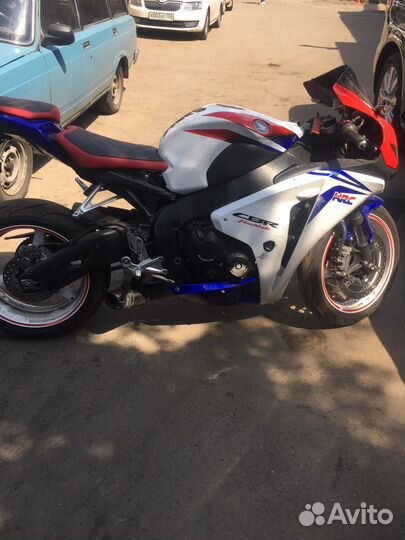 Honda cbr 1000rr