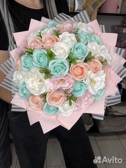 Букеты из мыльных роз к 1 сентября