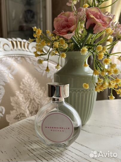 Духи Mademoiselle Rochas
